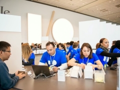 Google I/O 2014: Chromebooks to Get Android App Support and More Soon google_io_2014_desk_small.jpg