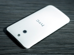 HTC Claims It Sold 50,000 Units of the One (E8) in Just 15 Minutes htc_one_e8_white_small.jpg