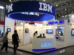 Apple, IBM Team-Up to Offer iPhone and iPad Devices to Businesses ibm_booth_china_reuters_small_02.jpg