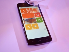 Micromax Canvas Win W092 and Canvas Win W121: First Impressions micromax_canvas_win_w121_display_small.jpg