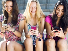 Canadian Police Unit Launches Anti-Sexting App send_this_instead_screenshot_small.jpg