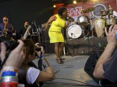 Indie Music's Digital Drag sharon_jones_and_the_dap_kings_performing_sxsw_music_festival_nyt_small.jpg