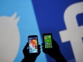 Twitter more popular than Facebook with US teenagers: Survey twitter-facebook-mobile-120.jpg