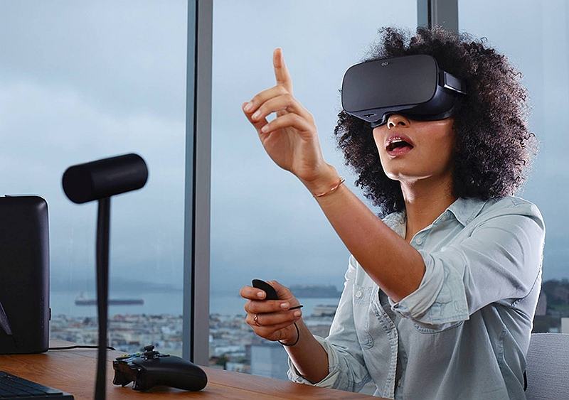Oculus Rift VR Headset Shipments Delayed Due to Component Shortage