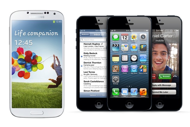 samsung_galaxy_s_iv_vs_iphone_5.jpg