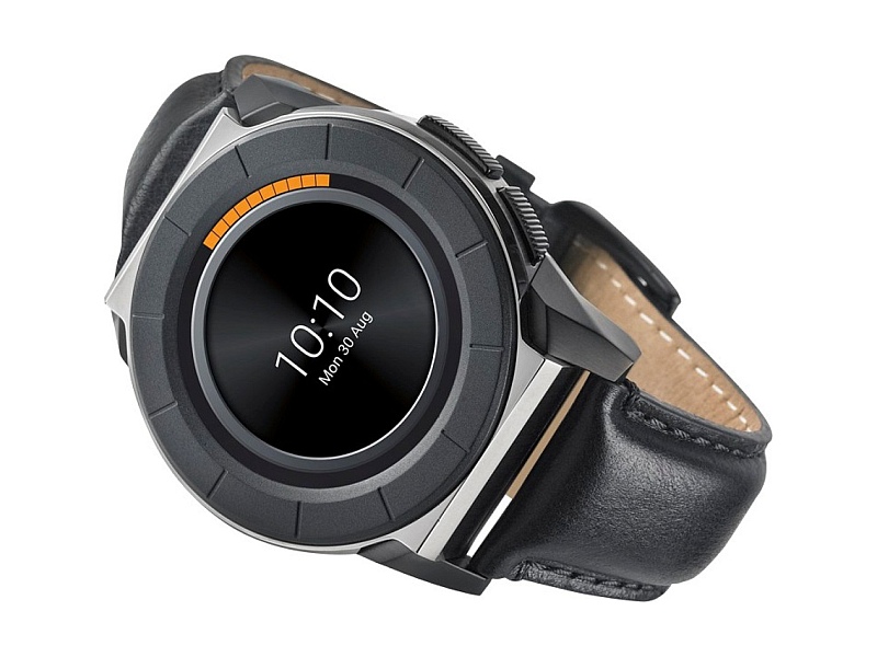 Titan Juxt Pro Smartwatch With Intel SoC Launched at Rs. 22,995