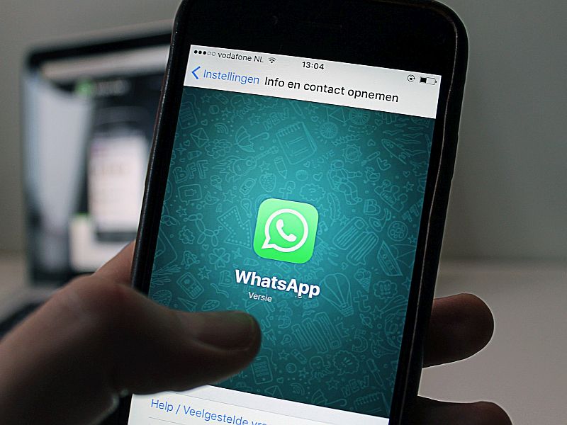 WhatsApp for Android Gets Shared Link History Tab, URL Copy, and More
