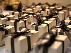 Beyond Mugs: Personalised Gifting Gains a Foothold in India