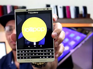 BlackBerry Passport Silver Edition Running Android Lollipop Spotted in a Video
