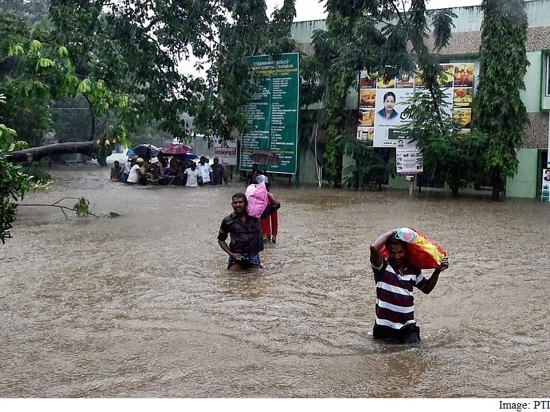 Chennai Floods: Telcos Offer Free Calls, Mobile Data to Subscribers
