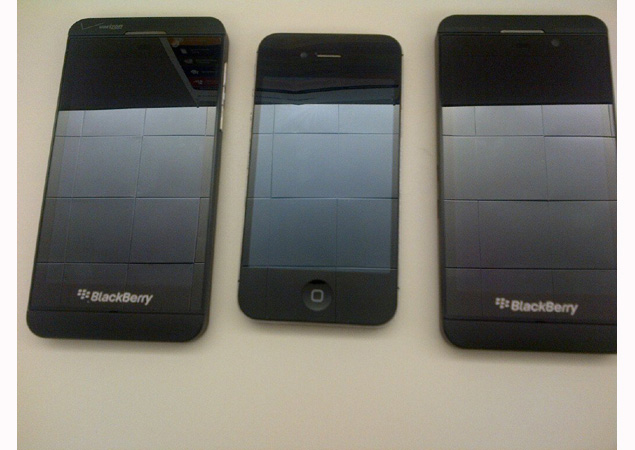 BlackBerry 10 leaks keep on coming, reveal purported price and specs