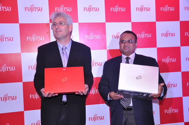 Fujitsu launches LIFEBOOK U772 and LIFEBOOK UH 572 Ultrabooks