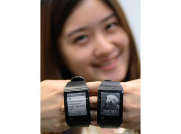 Smartwatch for golfers showcased at Computex 2013