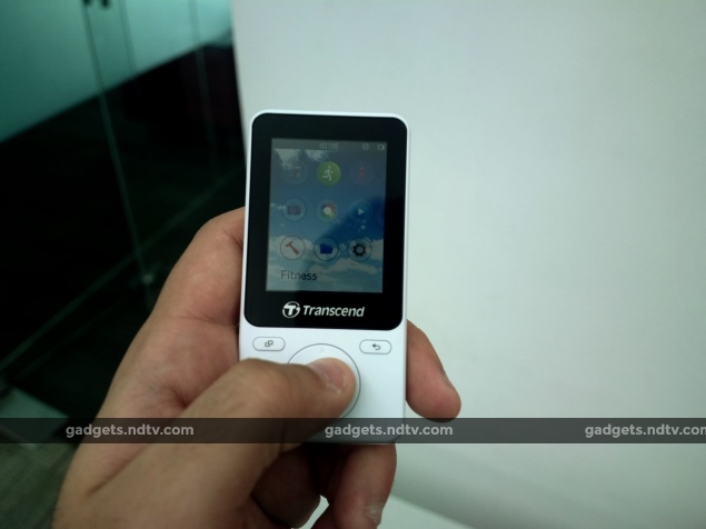 Transcend MP710 Review: An Old-Fashioned Portable Media Player