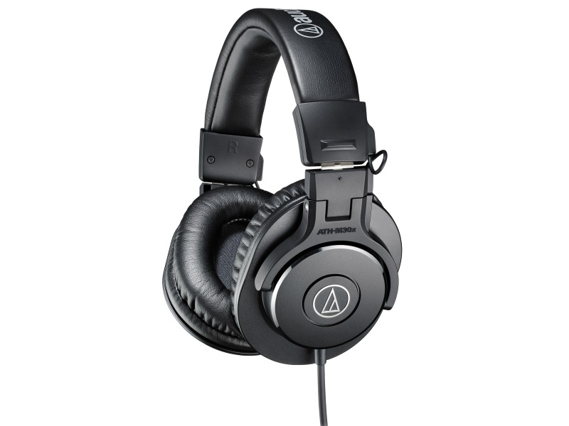 audio_technica_athm30x_headphones101.jpg