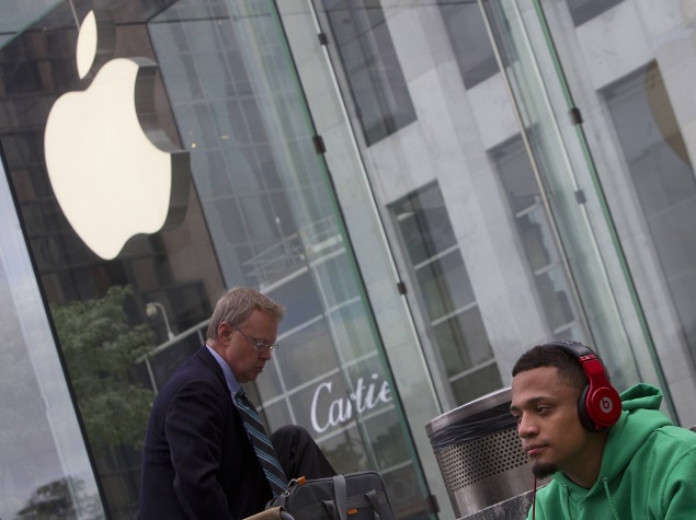 Apple Pressuring Music Labels to Ditch Spotify's Freemium Model: Report