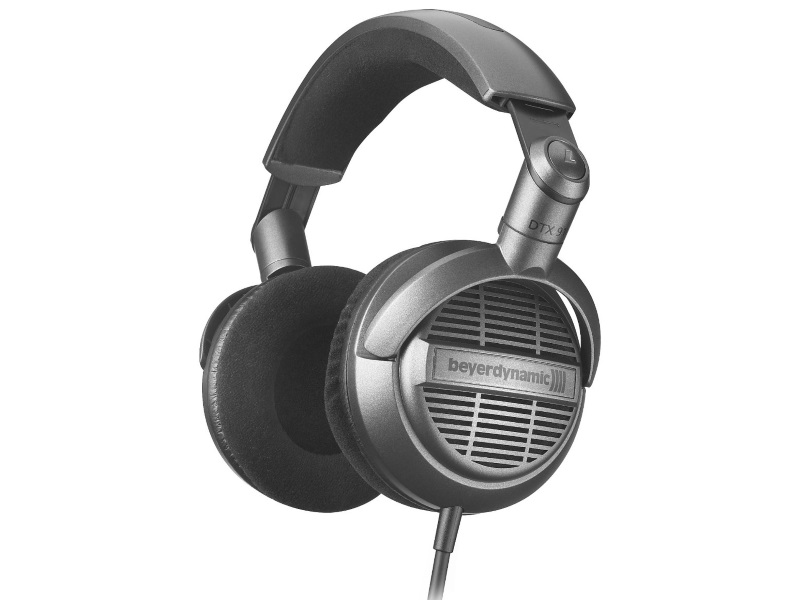 beyerdynamic_dtx910_headphones101.jpg