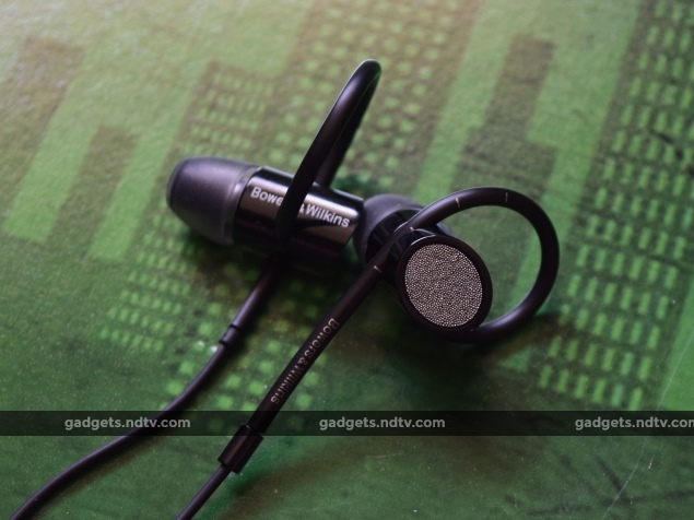 Bowers & Wilkins C5 Series 2 Review: Luxury in Your Ears