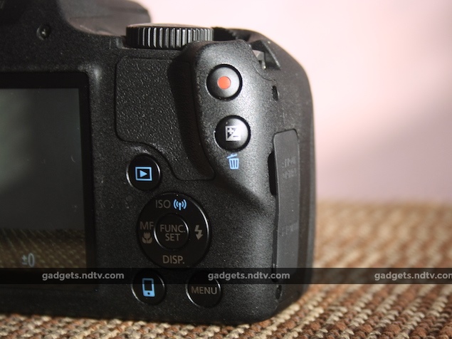 Canon PowerShot SX530 HS Review: A Slightly Tweaked Formula