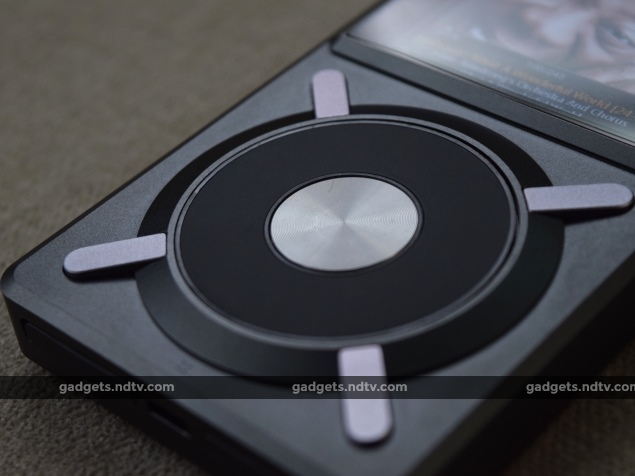 fiio_x5_buttons_ndtv.jpg