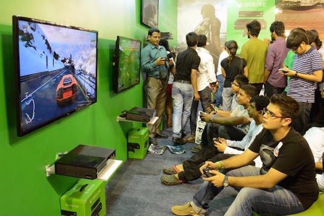 microsoft_xbox_one_blore_comicon.jpg