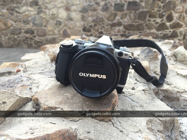 olympus_om-d_em-5_mark_II_cover1_ndtv.jpg