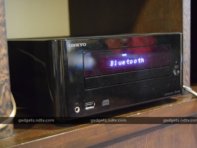 onkyo_cs265_headunit_ndtv.jpg