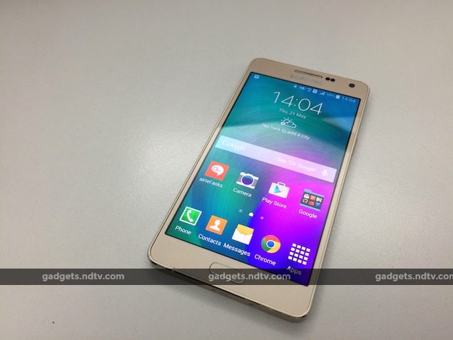 Samsung Galaxy A5 Duos Review: Sturdy and Light but Too Expensive