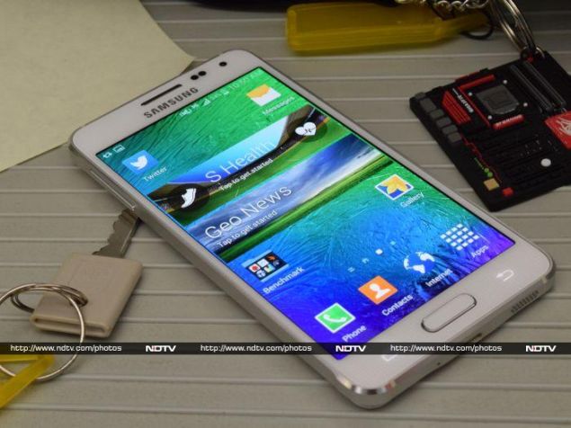 Samsung Galaxy Alpha Review: Silencing the Critics