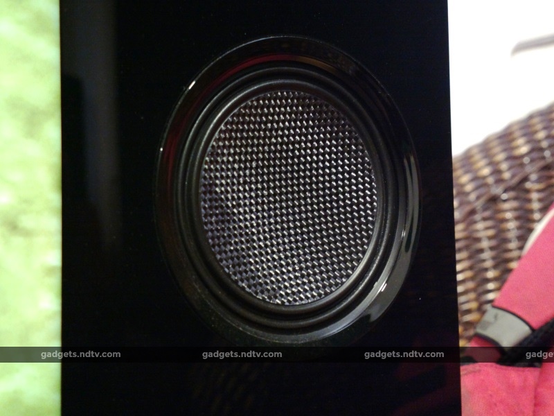 sony_55x93c_speaker2_ndtv.jpg