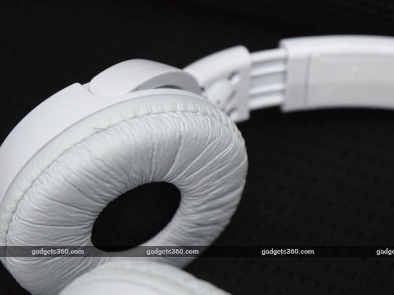 Sony zx110 headphones discount review