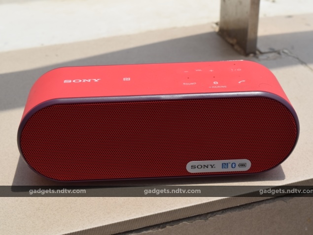 Sony SRS-X2 Review: Small, Bright and Average