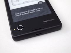 Yota Devices YotaPhone Review: It&#039;s Different