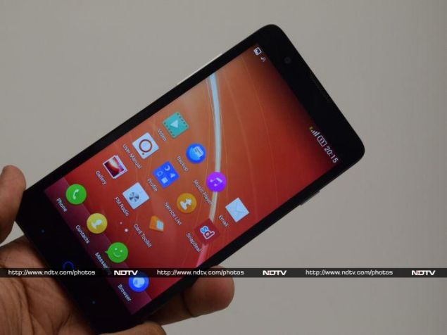 ZTE V5 Review: Powerful Phone Let Down by Mediocre Software