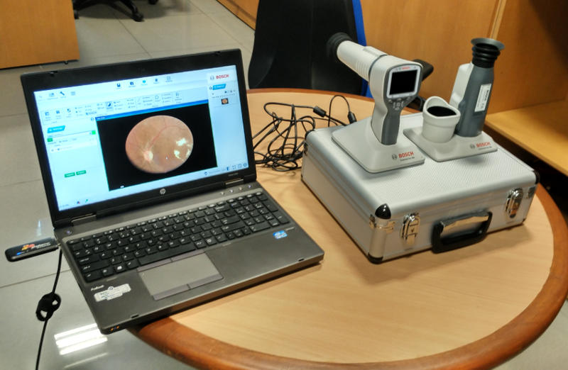 Fundus_camera.jpg