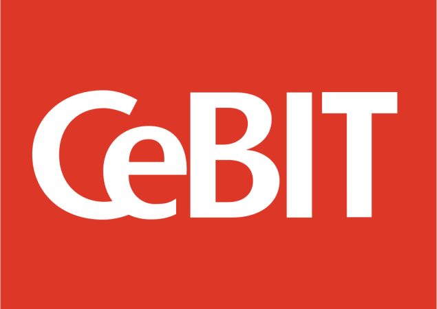 3D printer wows audiences at CeBIT 2013