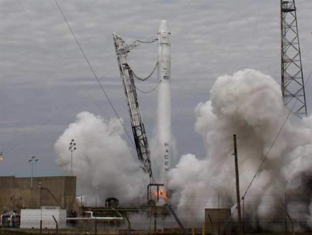 NASA LADEE lunar mission confirms potential of laser communications in space