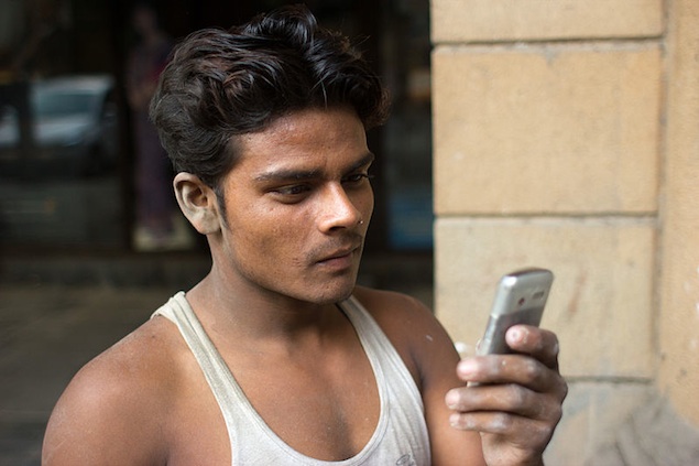 Mobiles, radios saved our lives during Cyclone Phailin: Survivors