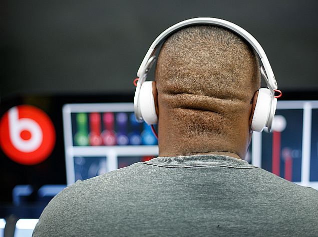 Bose Sues Beats Electronics Over Headphone Noise-Cancellation Patents