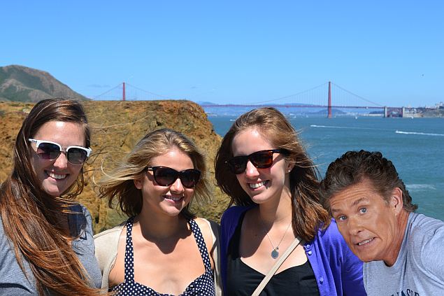 auto_awesome_photobomb_google_april_fools_day.jpg