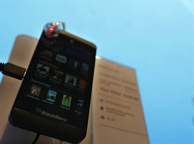 BlackBerry Z10 reportedly off to a 'flat' start in the US