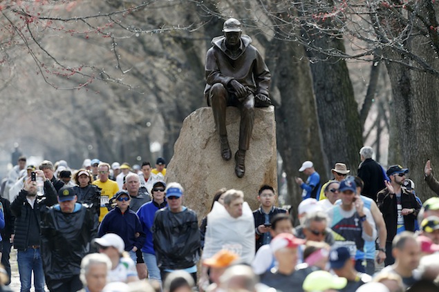 Boston Marathon explosions: Google sets up Person Finder to aid search