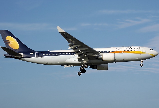 DGCA permits use of electronics in flight mode during take-off and landing