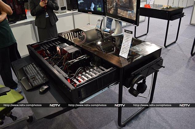 dk_series_furniture_computex_2014_ndtv.jpg