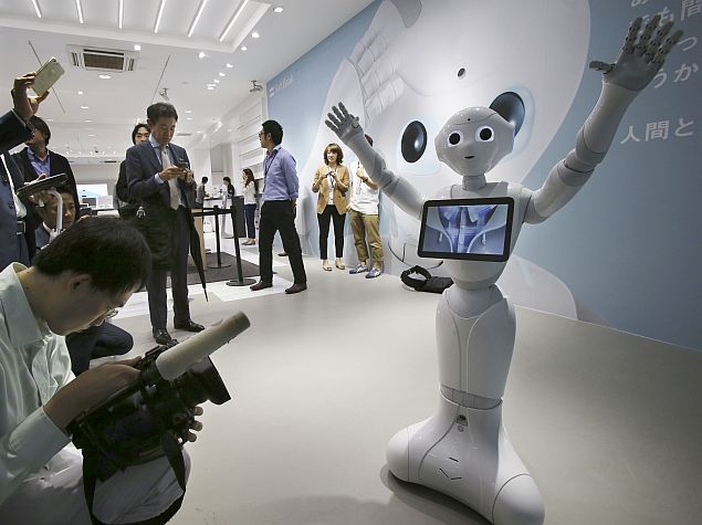 Japanese Prime Minister Wants to Stage 2020 Robot Olympics