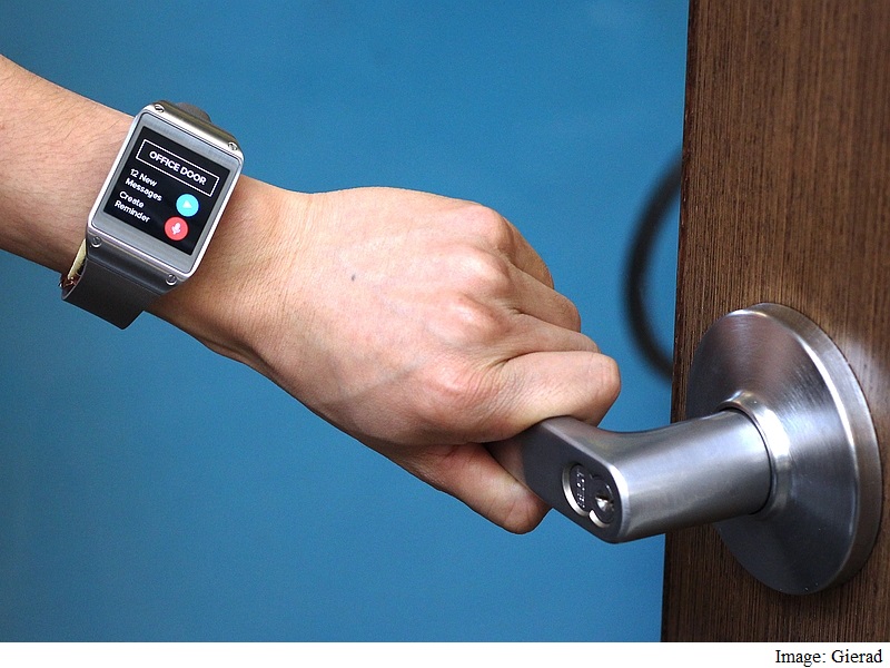 New Smartwatch Tech Detects Objects Touched by Wearers: Study