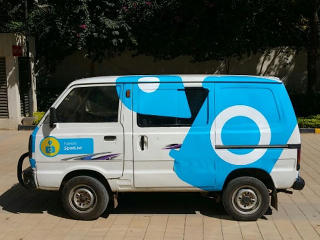 Amazon, Flipkart Launch Studio on Wheels Services for Sellers