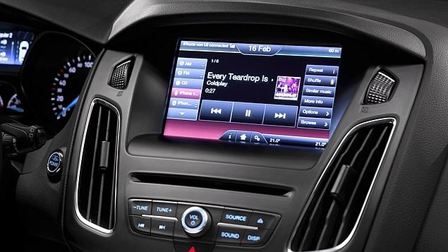 Ford focus sync technology #9