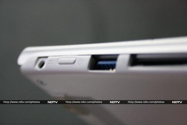 Acer_Aspire_S7_power_ndtv.jpg