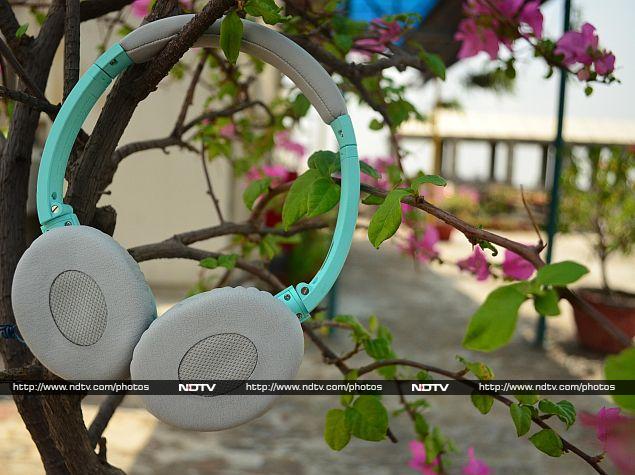 Bose SoundTrue On-ear Review: Lightweight and Sounds Good Too